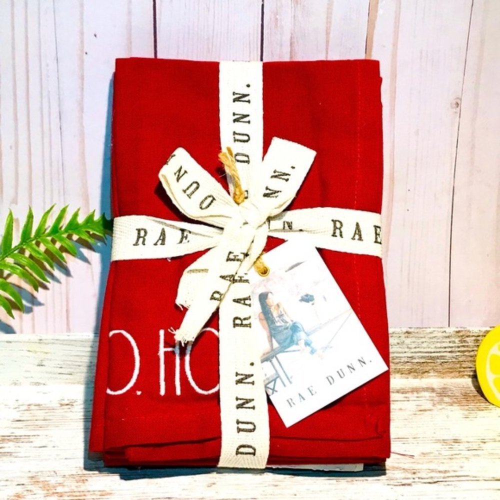 RAE DUNN Embroidered Napkins NWT